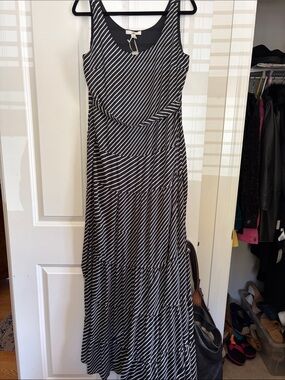 Ya Los Angeles Black & White Striped Sleeveless Maxi Dress